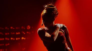 Mylène Farmer - L'Âme-Stram-Gram (Stade de France Live)