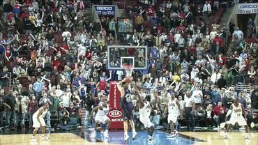 Dirk Nowitzki Defeats 76ers with Game-Winning Buzzer Beater