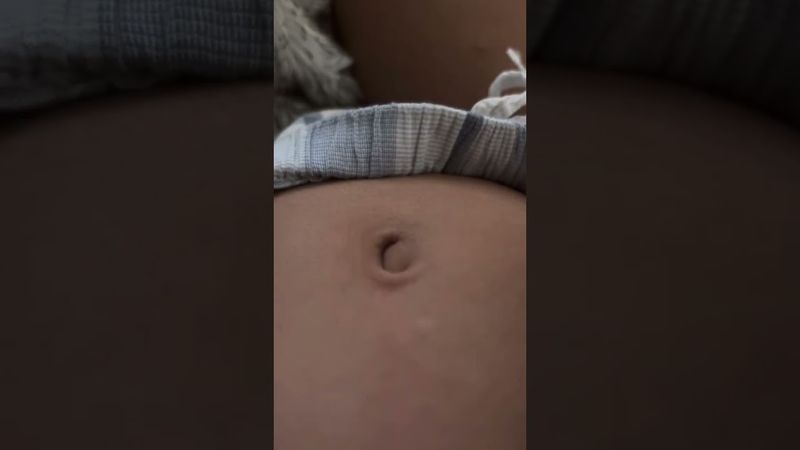 Hungry belly growling! No mic, ASMR stomach growling | amber clarke | read desc. 