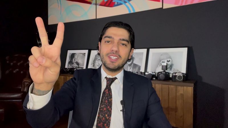 Очередной кум едет в Лифте Зеленского