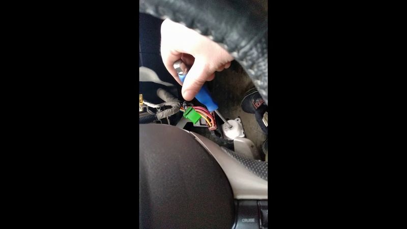 Ремонт замка зажигания Honda Civic 4D.  Как разобрать замок Хонда.