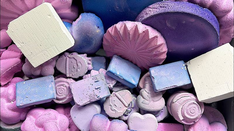 Variety mass crush | asmrgymchalk | satisfying | please subscribe | crunchy | powdery 