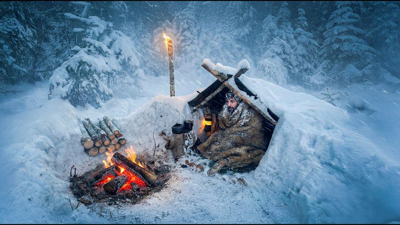 3 Days SURVIVAL in -13°C SNOWSTORM; No Tent, No Sleeping Bag. WINTER Bushcraft Camping