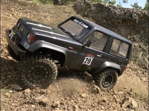 MST CMX Toyota LJ70 Crawling - DJI OSMO Mobile