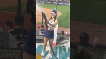 정원에 물주는 정원이 #김정원 #김정원치어리더#ktwiz #kt위즈 #kt위즈치어리더