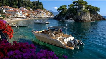 من رنگارنگ‌ترین شهر ساحلی یونان را پیدا کردم - شما باید این مکان را ببینید!