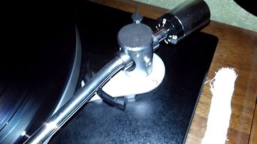 Проигрыватель винила Hitachi PS-12