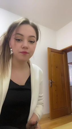 Есть желающие познакомится с этим красавчиком?😂