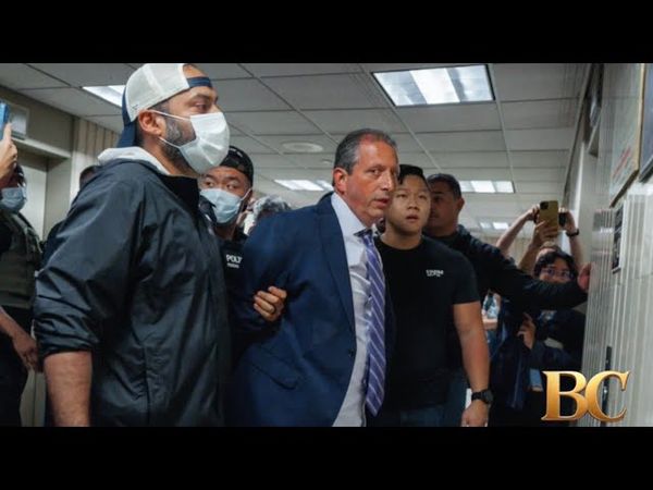NYC mayoral candidate Brad Lander handcuffed by ICE