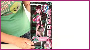 Monster High. Кукла "Побережье Черепа" (X3485): Draculaura
