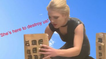 The Giantess Super Soldier smashes the enemy city!  [великанша 女巨人]