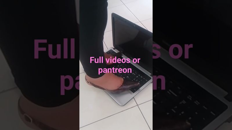 heels Sharp vs laptop