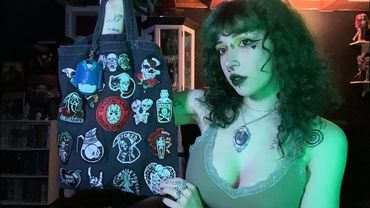 What’s In My Bag ASMR | Tapping, Scratching, Rambling, Whispering