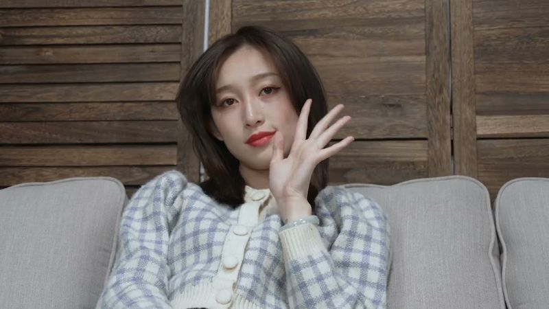 A&F 105 Baby 展示她的性感的小脚丫原味棉袜+裸足 第9部