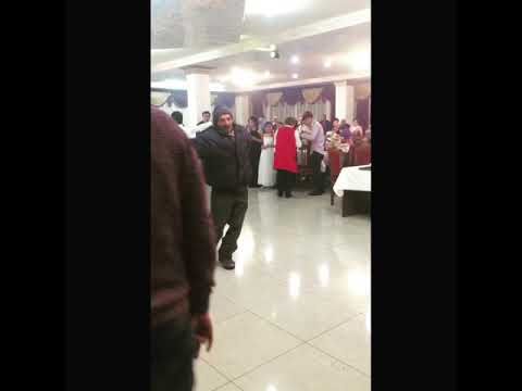 Пьяный охраник на свадьбе