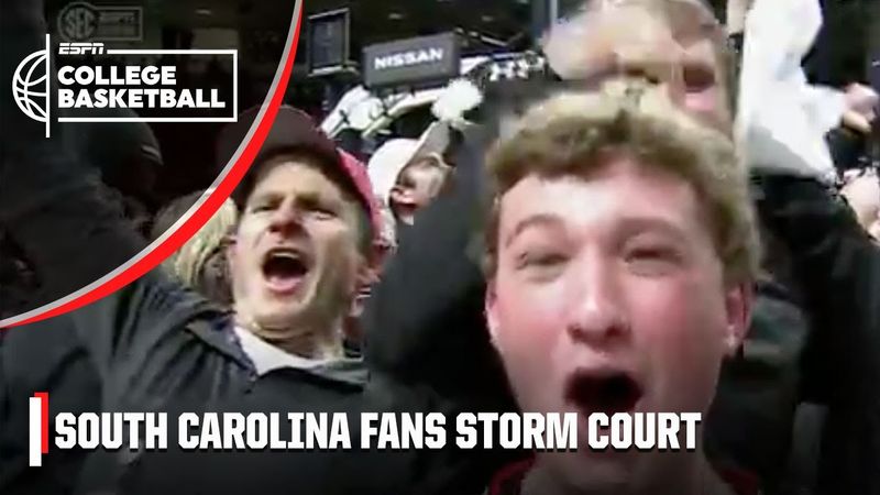 SOUTH CAROLINA FANS STORM COURT AFTER UPSETTING KENTUCKY 😱 | ESPN College Basketball