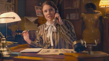 Catalogue Shopping, 1934 | ASMR Ordering by Phone (page turning, writing, rain & thunder)