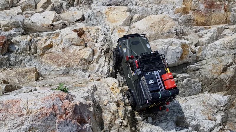 RC RC4WD Gelande 2 D90 Defender Young_do island Next Day RUN I