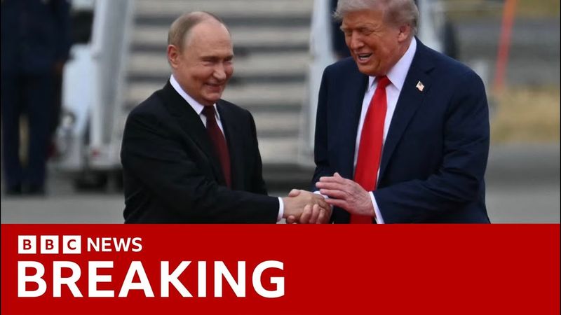 Trump greets Putin with warm smiles and handshakes as they discuss peace in Ukraine | BBC News