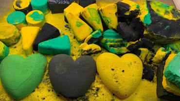 Three Colours ; Highly Pigmented Very Rich Silky Chalk Crushing Very Satisfying