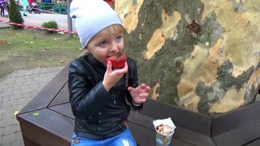 МАРГАРИТА хочет быть МАЛЕНЬКОЙ Лера ЖАДНИЧАЕТ Не поделили коляску