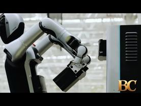 Humanoid robot swaps its own battery to work 24/7