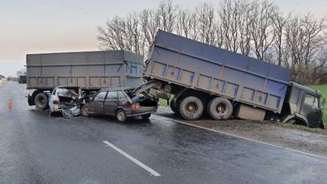 Жуткие дтп с грузовиками и другими автомобилями.