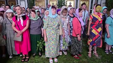 В праздник Святой Троицы престольное торжество отмечали в Свято-Троицком кафедральном соборе Брянска