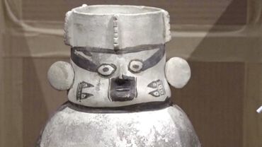 Чили нашла и вернула Перу украденные археологические ценности