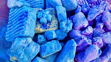 deep buttery soft fluffy blue with crispy purple reforms crush /asmr gymchalk pakistan/