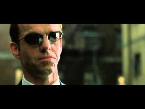 Агент Смит умничает