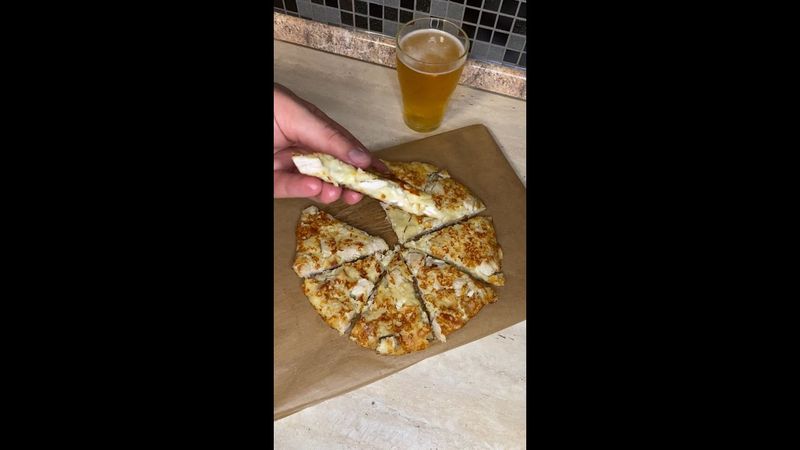 Еще одна идея для быстрого перекуса или завтрака) Смотреть со звуком)