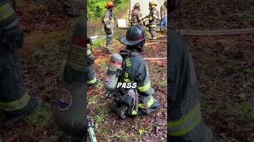 Зачем пожарные трясутся? 🤨