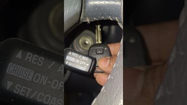 land cruiser program remote 2000 #carkeys #caraccessories #اكسبلور