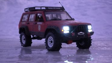 RC Jeep Cherokee XJ 4x4 Snow & ice run