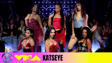 KATSEYE Performs "Gabriela" | 2025 Video Music Awards Pre-Show