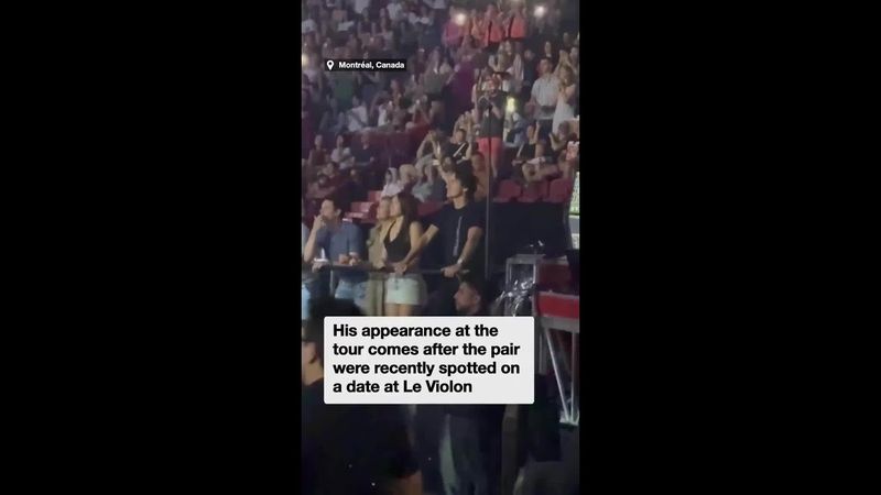 Starry-eyed Justin Trudeau spotted at Katy Perry concert