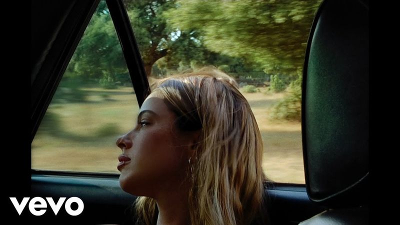 TINI - De Papel (Official Video)