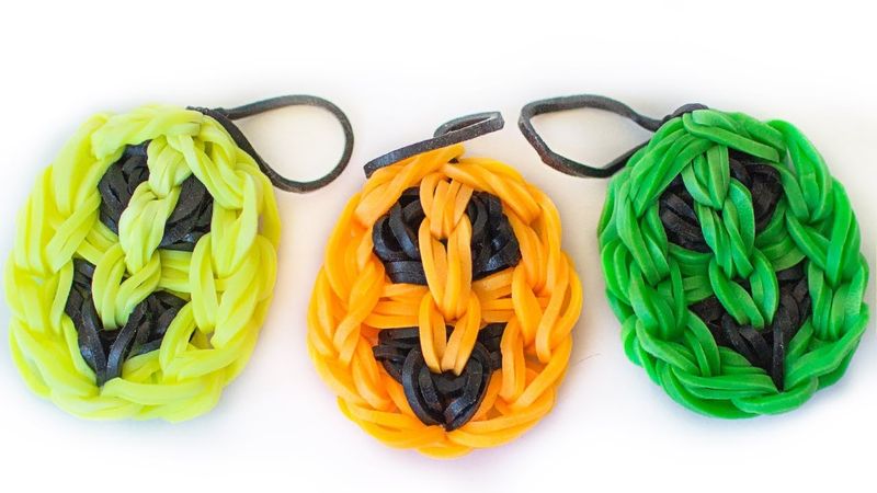 SMILE from Rainbow Loom Bands. How to make SMILE