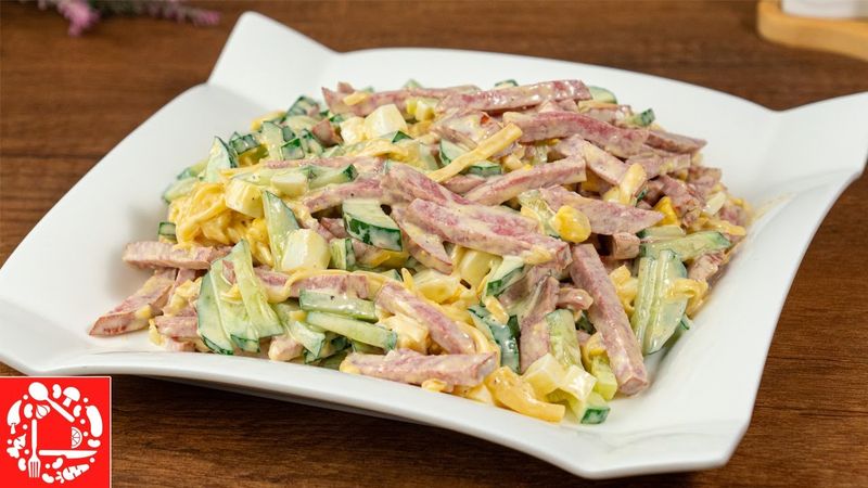 I fell in love with this Salad! Salad IN 10 MINUTES! Light taste