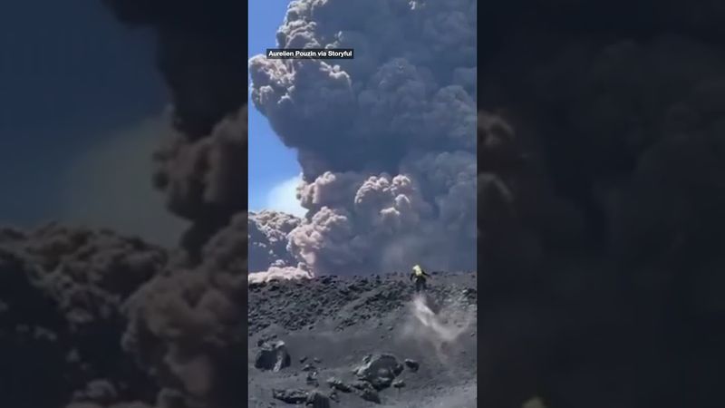 Tourists flee as Mt Etna volcano erupts in Italy