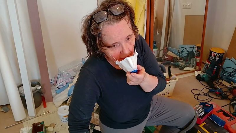 Доделываю мелкие косяки в ремонте. Показываю, чем приходится работать. Сколько денег обошлись двери.