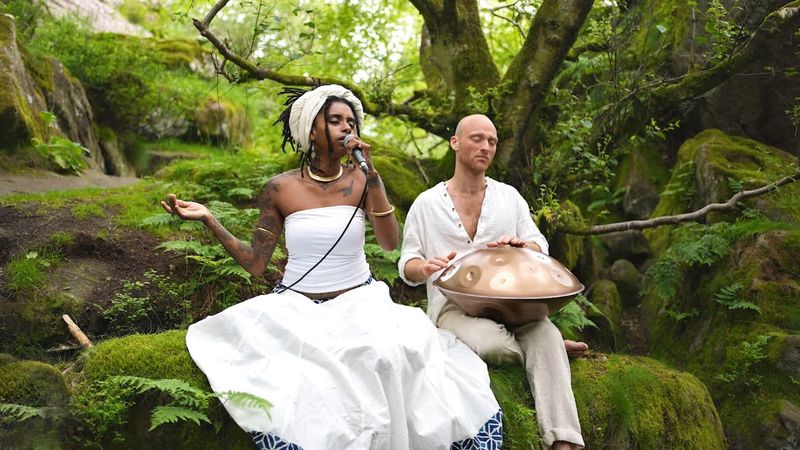 Song from the Forest | 432Hz Sound Healing | Malte Marten & Chantress Seba