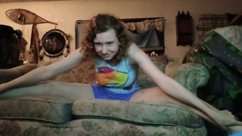 TEEN YOGA COUCH EDITION