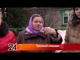 Грузовые машины разбили дорогу в поселке Царицино