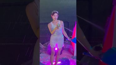 총과 방패를 든 예삐 #이예빈 #이예빈치어리더#ktwiz #kt위즈 #kt위즈치어리더