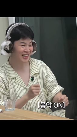 น่ารักกก🥰🥰 #jimin #jk 