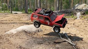 RC Jeep Cherokee XJ - Hard Body - SCX10ii RBK -  Sand Bashing