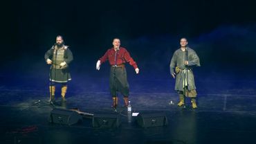 Пращур. Яблонька. Быть Добру вечно!