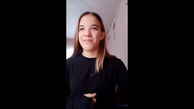 всем приветик рада вас видеть на моем эфире! 😺